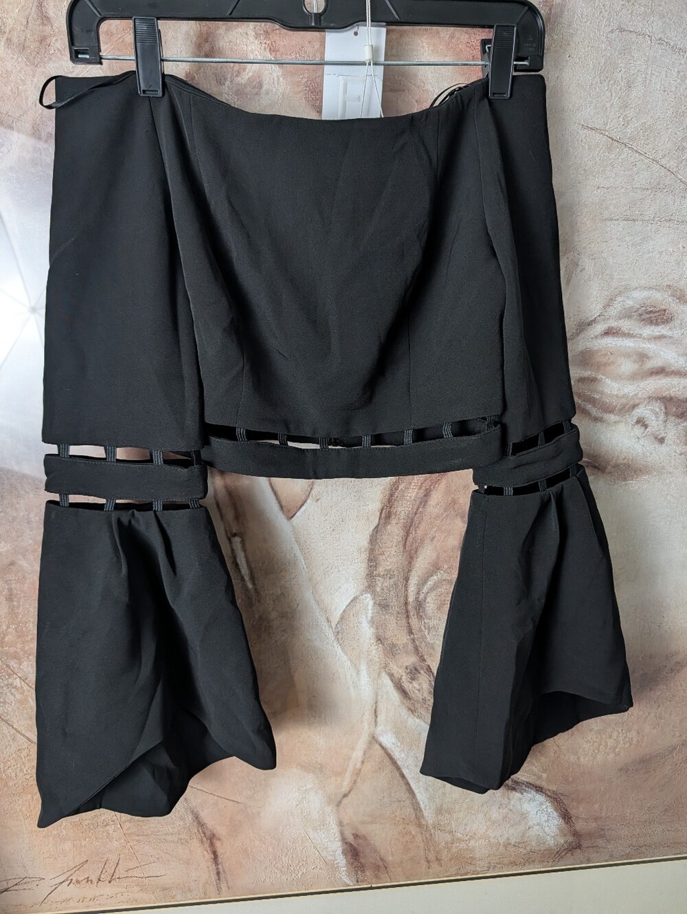 NWT Finders "Borderlines" Black Cutout Bell Sleeve Crop Top Size XXS